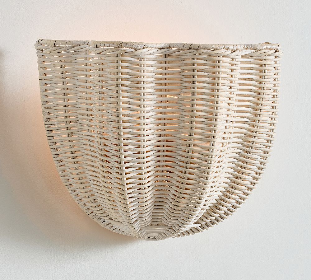Marion Woven Scalloped Sconce (12&quot;)