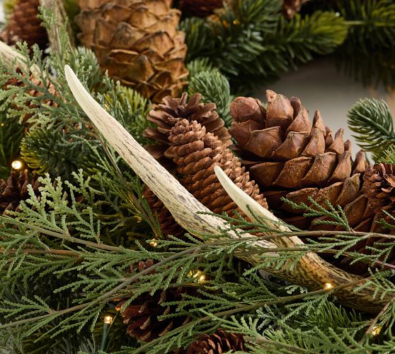 Faux Lit Aspen Wreath & Garland