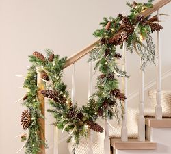 Faux Lit Aspen Wreath &amp; Garland