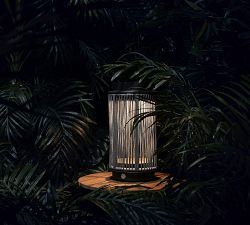 Cay Outdoor Solar Lamp