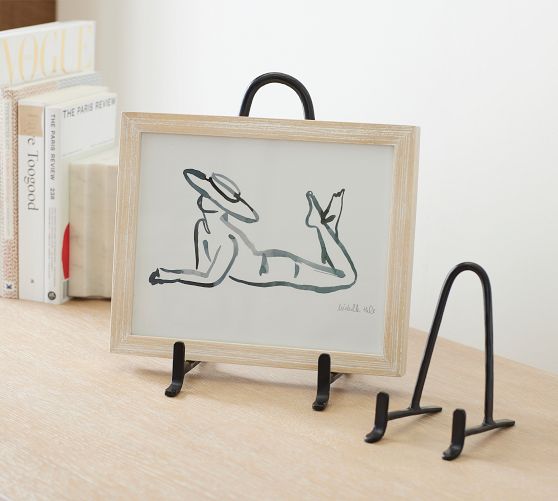 Black Metal Tabletop Frame Easel Stand