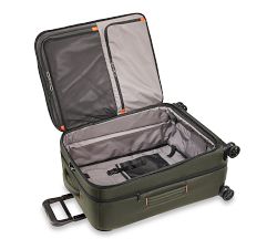 Briggs &amp; Riley 26&quot; Medium Expandable Spinner