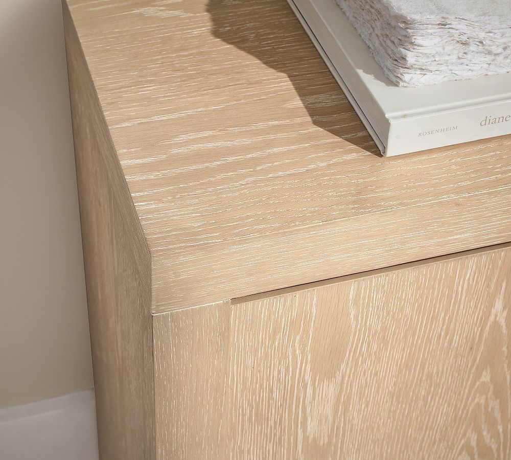 Newport Cabinet (35.5"-106.5")