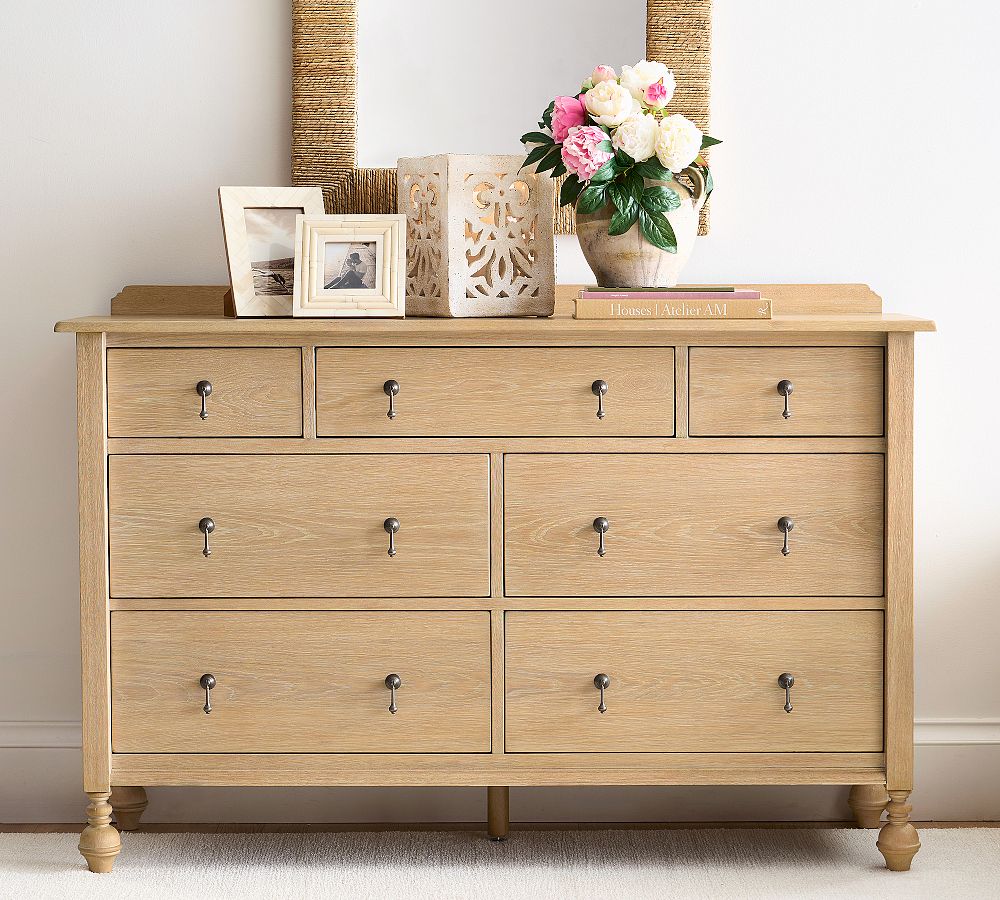 Summerville 7-Drawer Dresser (58&quot;)