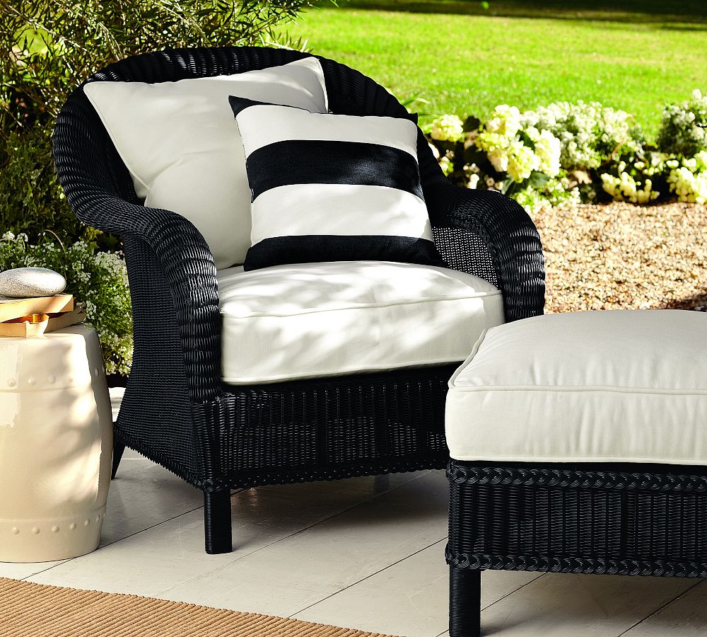 Palmetto Wicker Outdoor Lounge Chair