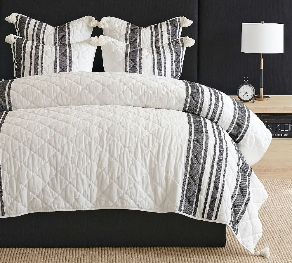 Mesa Striped Handcrafted Cotton Quilt