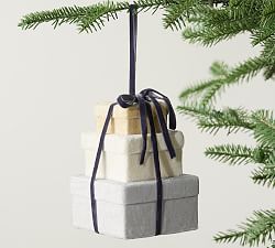 Handcrafted Velvet Gift Boxes Ornament