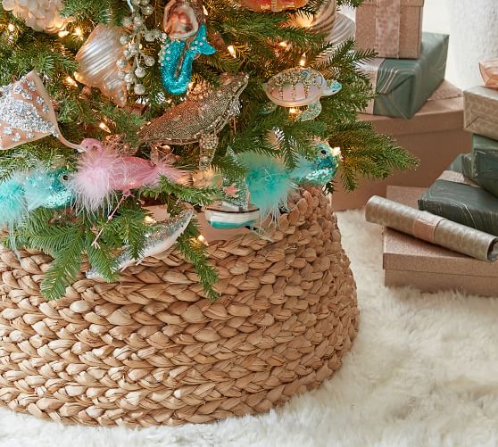 Handcrafted Beachcomber Basket Tree Collar