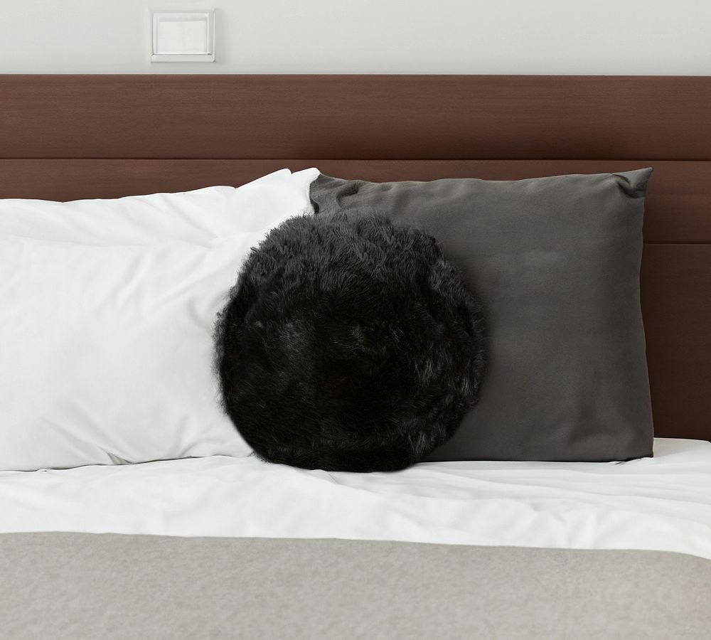 Bence Longwool Sheepskin Ball Pillow