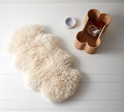 Faux Fur Pelt Bed