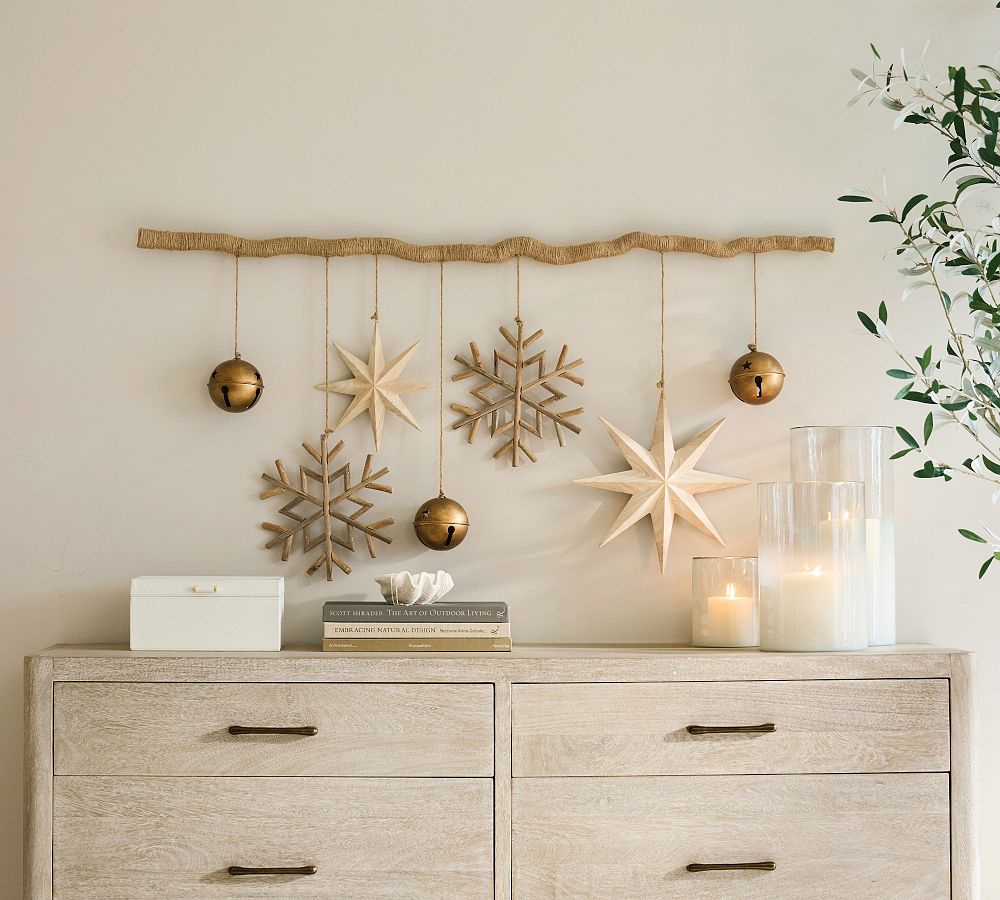 Holiday Curtain Wall Art
