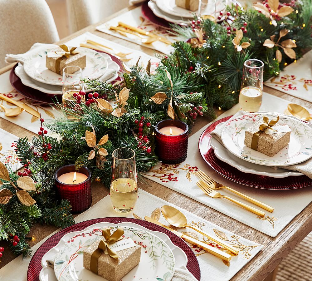 Monique Lhuillier Gilded Holiday Garland - 5'