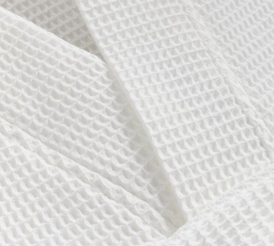 Retreat Standard Robe