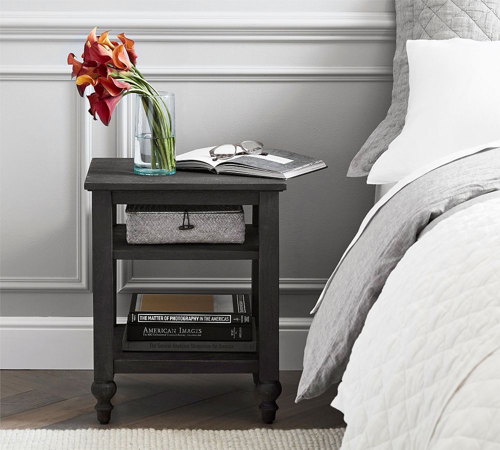 Astoria Nightstand (18&quot;)