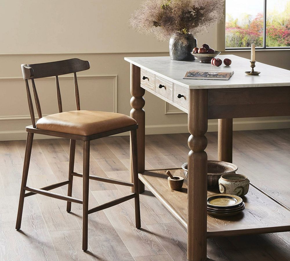 Lune Leather Stool