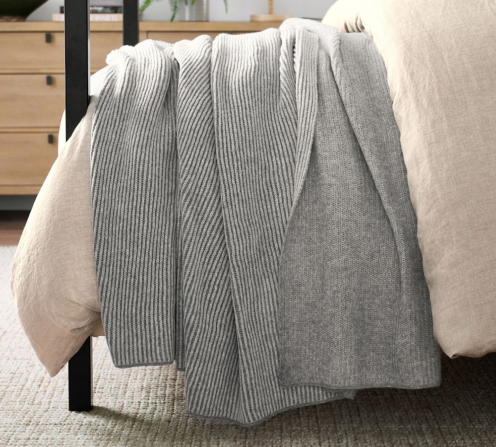 Reversible Rib Blanket
