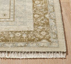 Open Box: Arista Handwoven Wool Rug