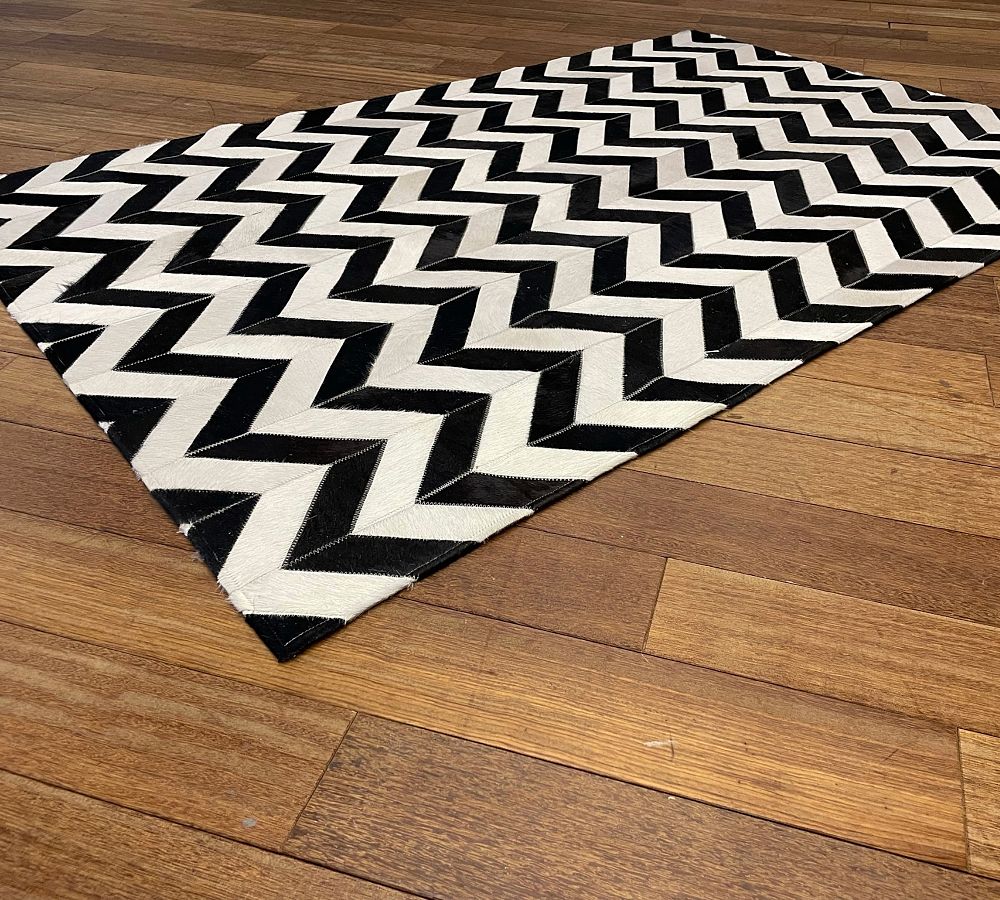 Evaan Chevron Cowhide Rug