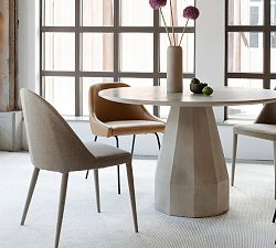 Aldora Concrete Round Outdoor Dining Table (47&quot;)