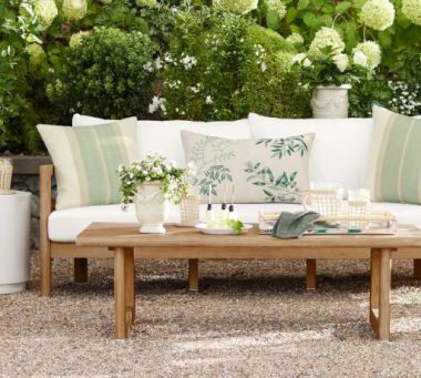 Sofas & Sectionals image