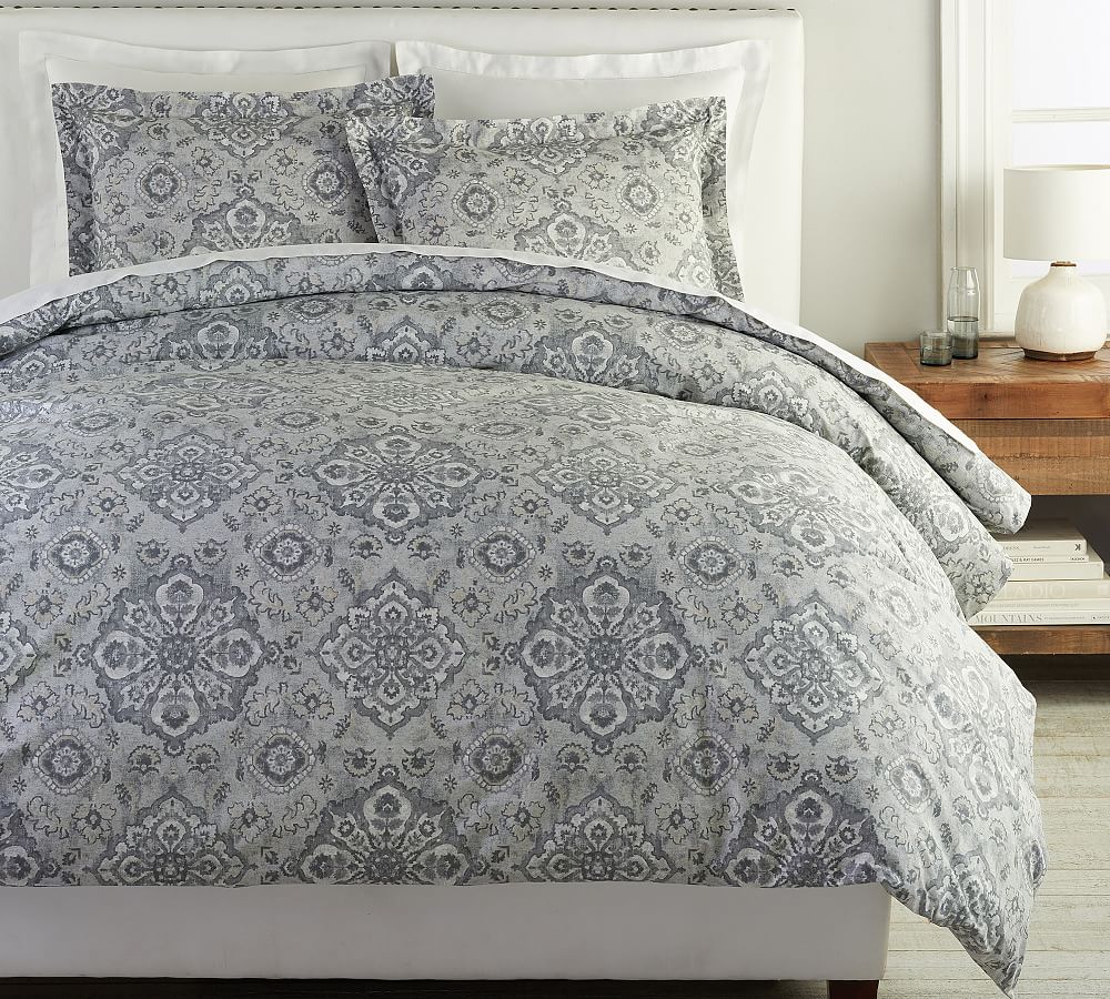 Open Box: Giovanna Medallion Organic Percale Duvet Cover