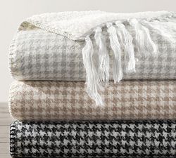 Houndstooth Sherpa Back Fringe Throw