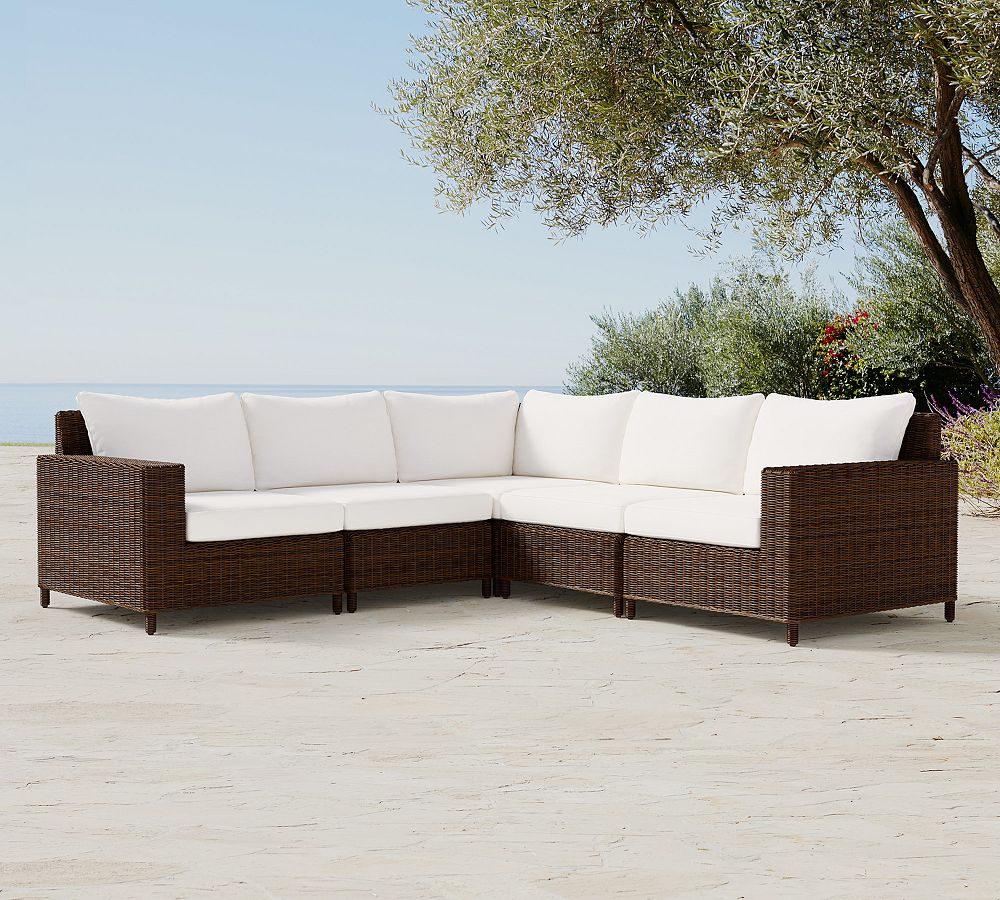 Torrey Wicker 5-Piece Square Arm Outdoor Sectional (101&quot;)
