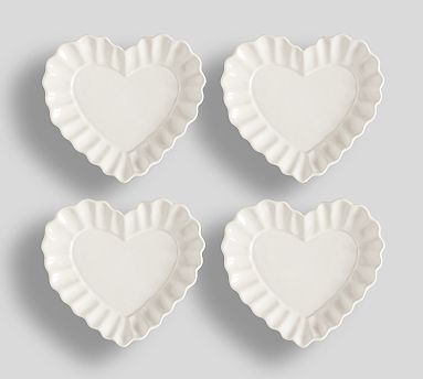 Heirloom Scalloped Heart Stoneware Appetizer Plates, Set of 4 - White