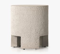Bolinas Concrete Round Outdoor End Table (18&quot;)