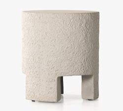 Bolinas Concrete Round Outdoor End Table (18&quot;)