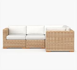 Huntington Wicker 4-Piece Square Arm Outdoor Sectional (99&quot;)