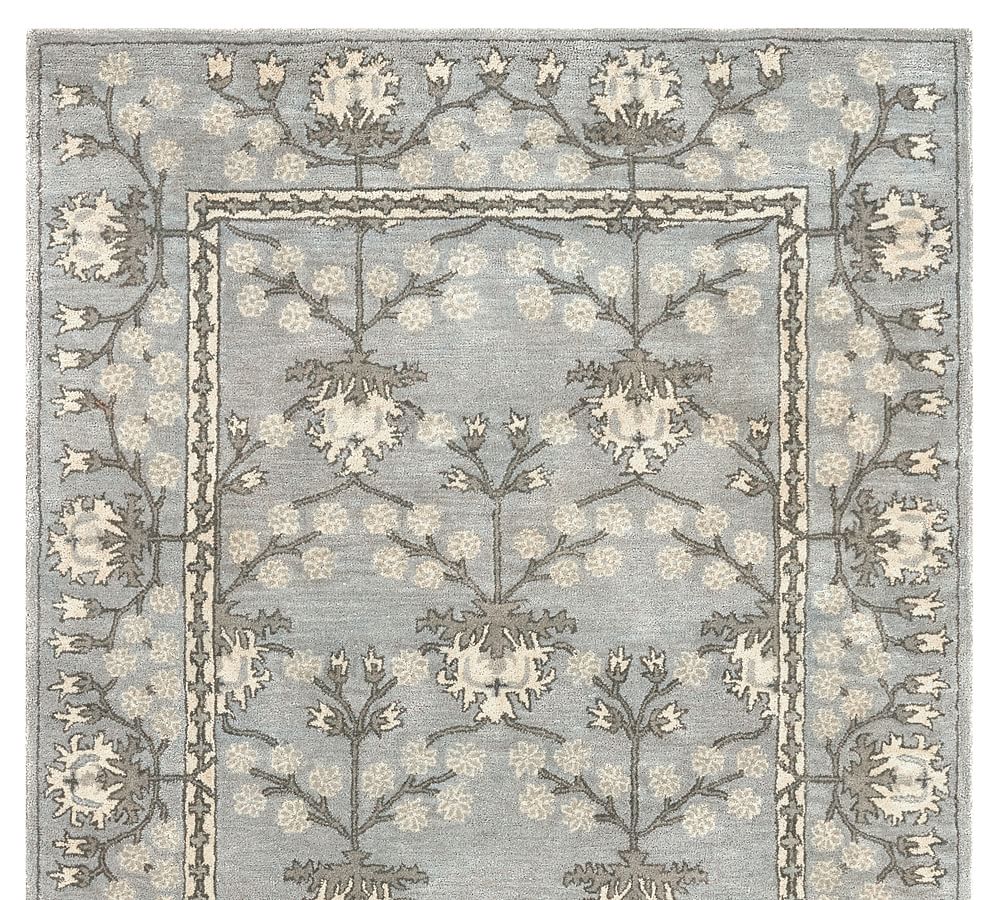 Kennedy Hand-Tufted Wool Persian-Style Rug