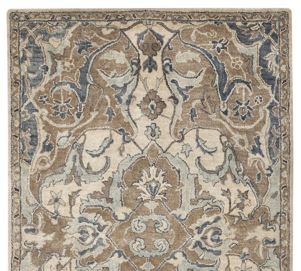 Nolan Wool Persian-Style Rug