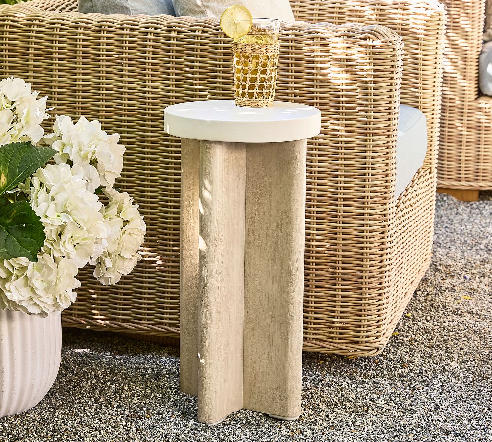 Cayman Concrete &amp; Eucalyptus Round Outdoor Accent Table (11&quot;)