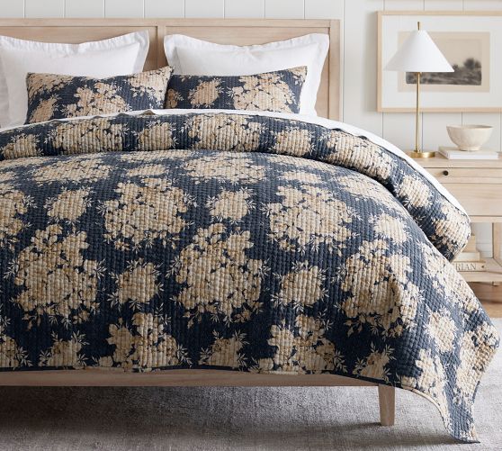 Juliette Toile Handcrafted Reversible Pick-Stitch Quilt