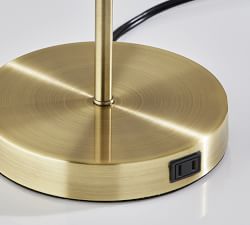 Rori Vintage Metal Table Lamp (18&quot;)