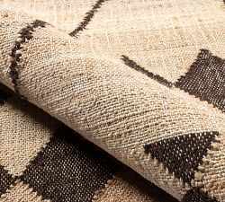 Detta Handwoven Jute Rug