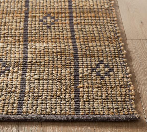 Nayomi Handloomed Jute Rug