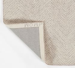 Open Box: Iweala Handcrafted Chevron Rug