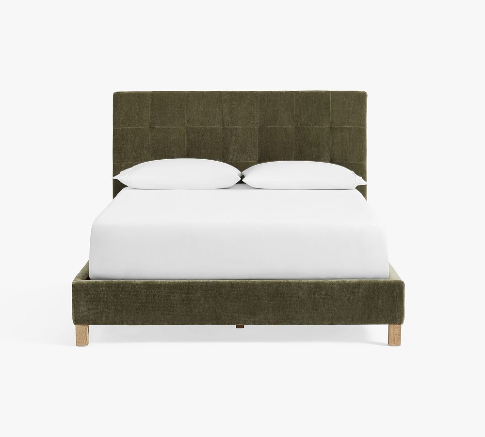Arlo Upholstered Tufted Bed