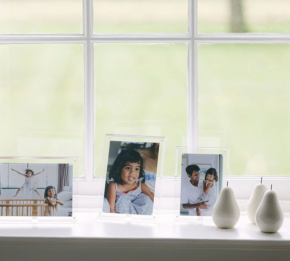 Magnetic Acrylic Frame