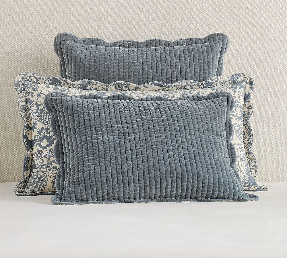 Velvet Scallop Edge Reversible Quilted Sham