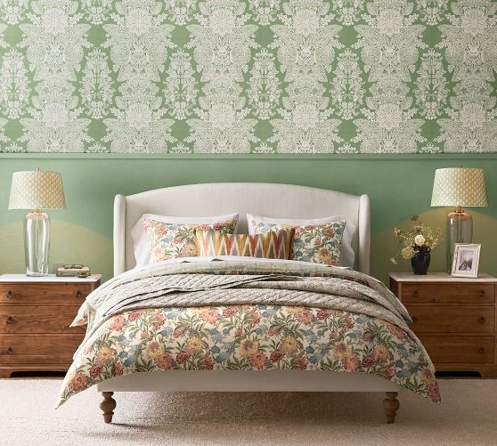 Augusta Upholstered Platform Bed