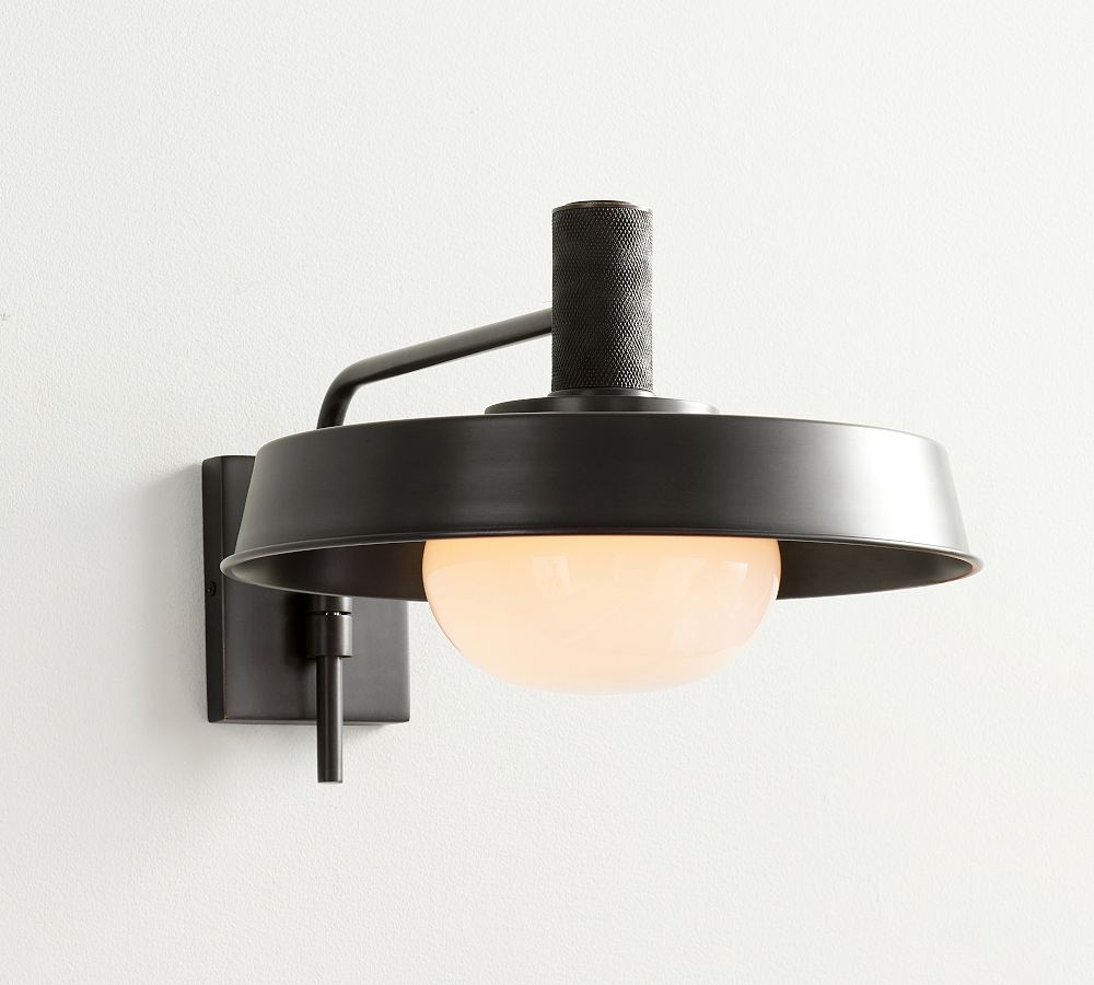Franklin Metal Sconce (14'')