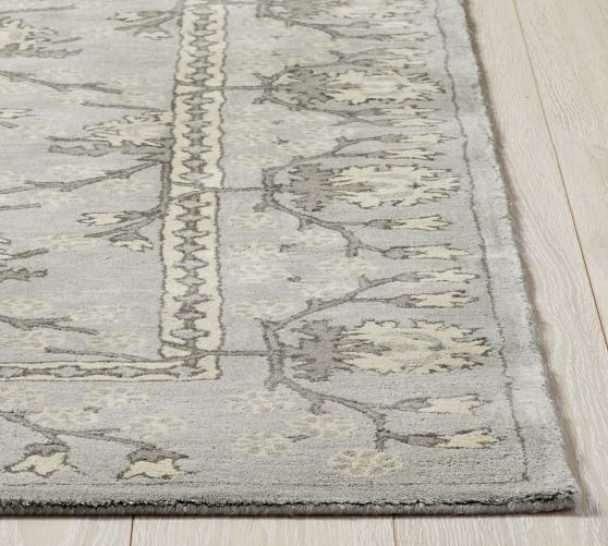 Kennedy Hand-Tufted Wool Persian-Style Rug
