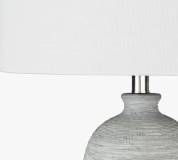 Alaunia Concrete Table Lamp (31")