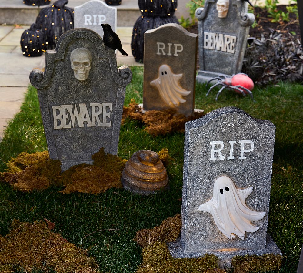 Lit Haunted Tombstone