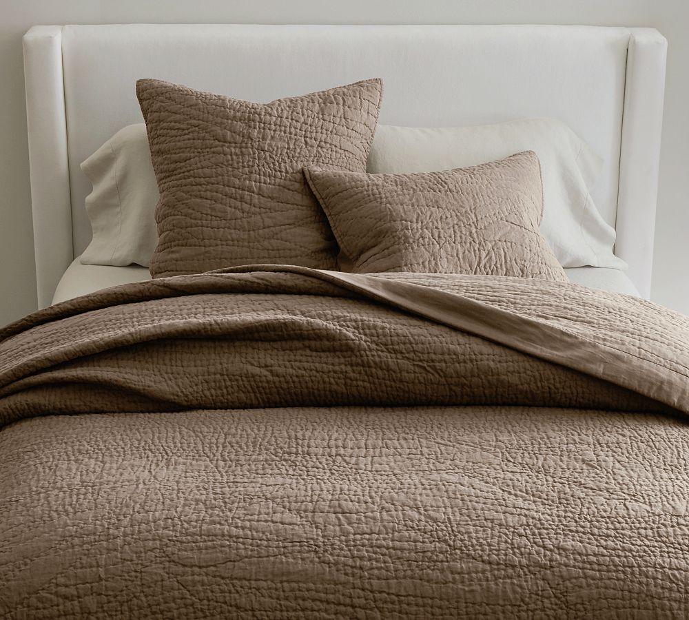 Open Box: Belgian Flax Linen Handcrafted Quilt, Full/Queen - Caf&#195;&#169; Noir