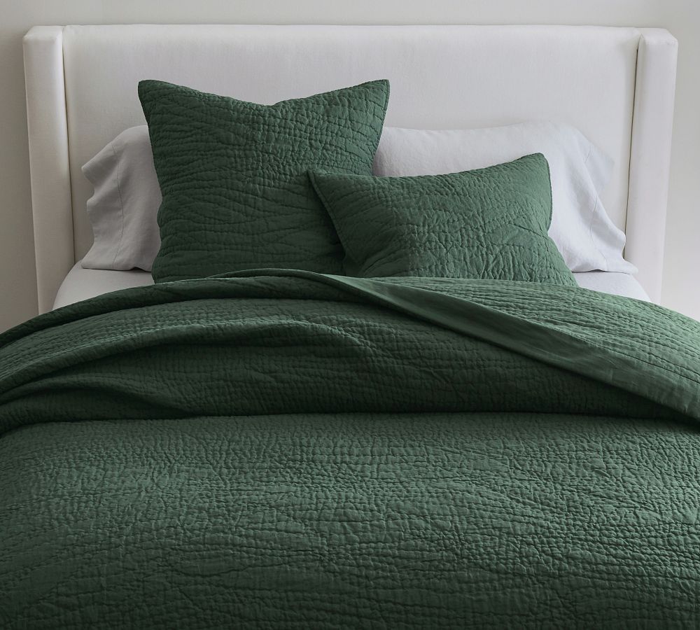 Open Box: Belgian Flax Linen Handcrafted Quilt, Twin/Twin XL - Pine