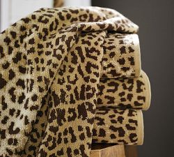 Leopard Jacquard 600-gram Weight Bath Towel